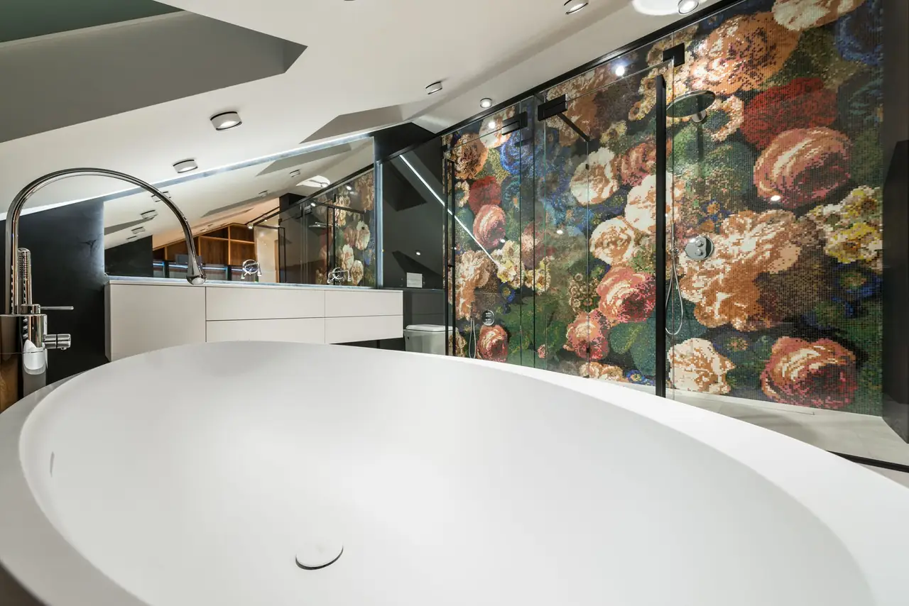 Experienced Bathroom Design professional